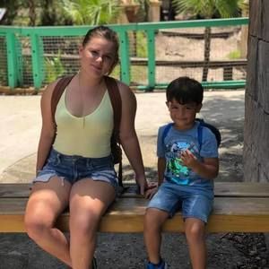 Meet your Posher, Jael